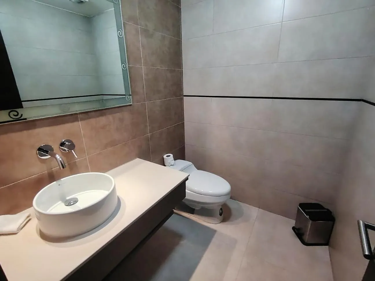 Gran Departamento En El Avant Plaza En La Calle Finlandia Quito Ecuador