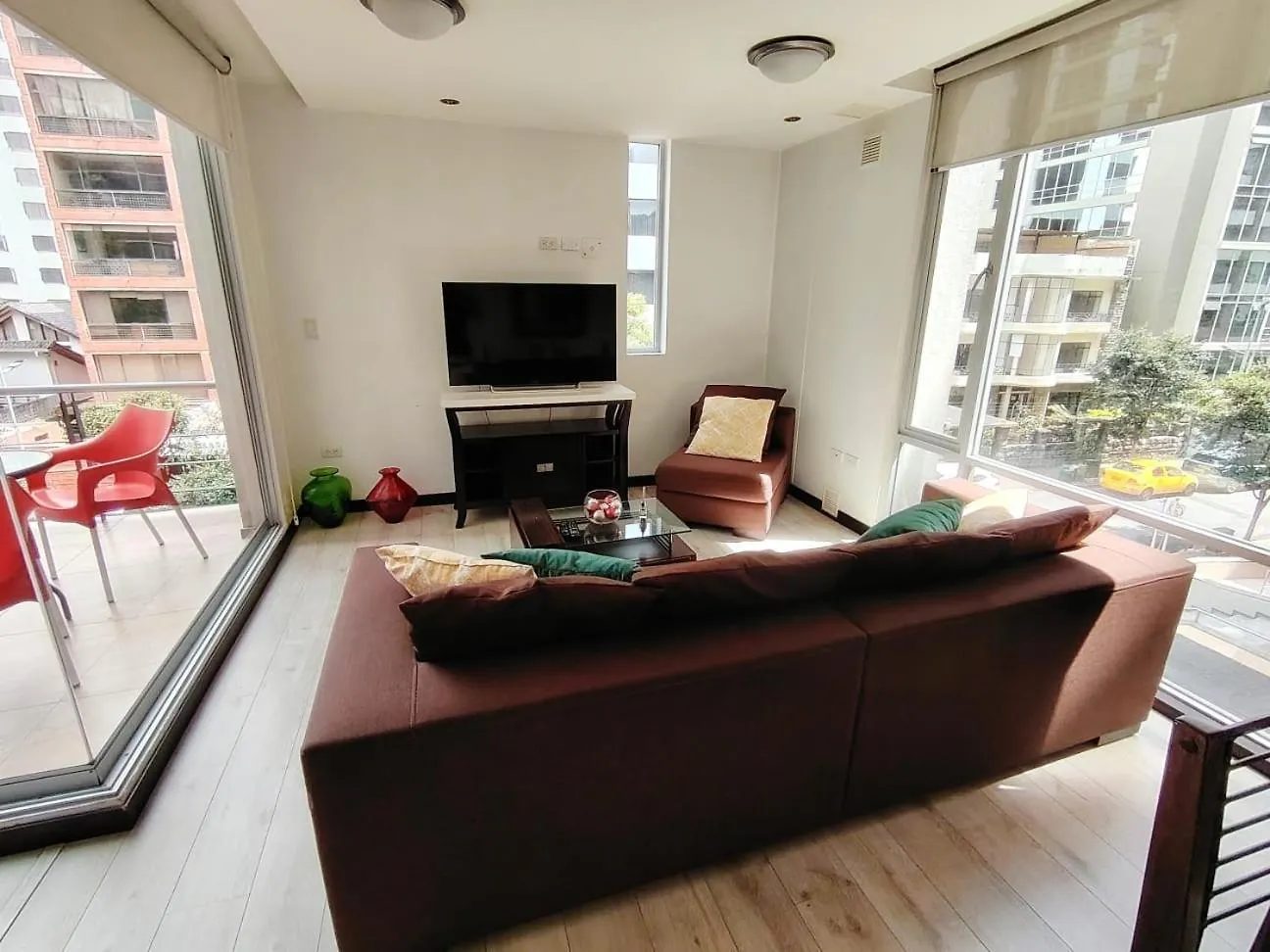 Gran Departamento En El Avant Plaza En La Calle Finlandia Quito Ecuador